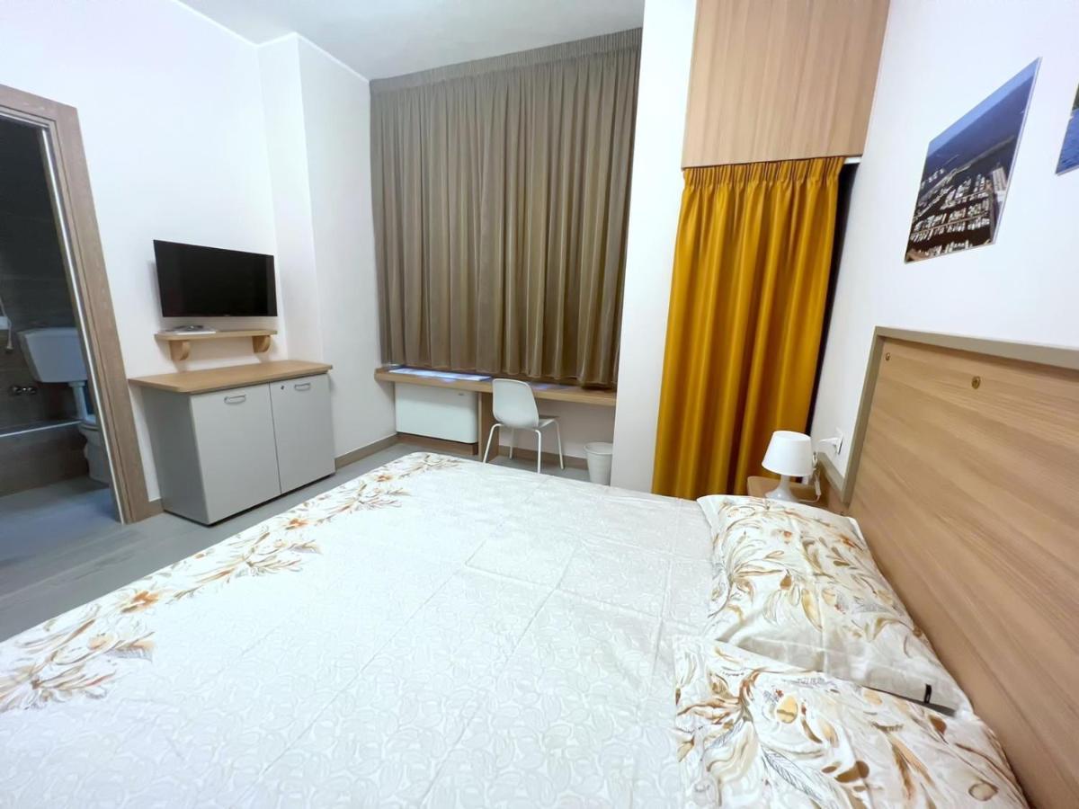 Sissi Comfort Rooms Foresteria Lombarda Monza Exteriér fotografie