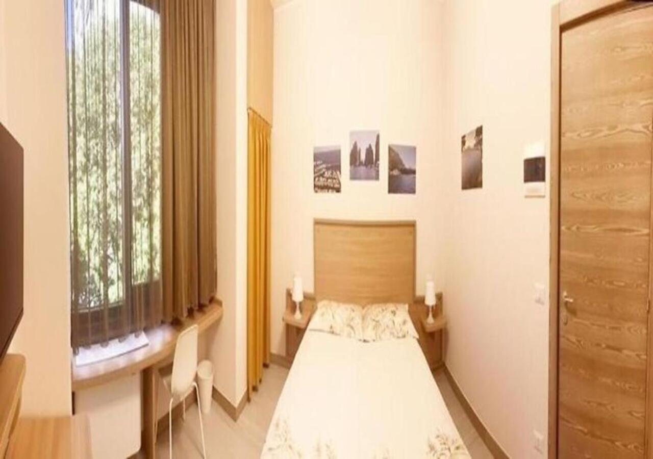 Sissi Comfort Rooms Foresteria Lombarda Monza Exteriér fotografie
